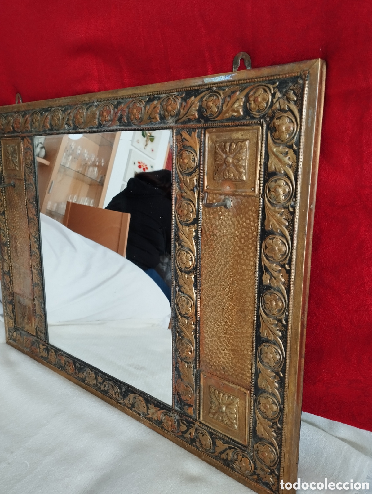 Antig&uuml;edades: Antiguo Espejo de Bronce y Lat&oacute;n. - Foto 6