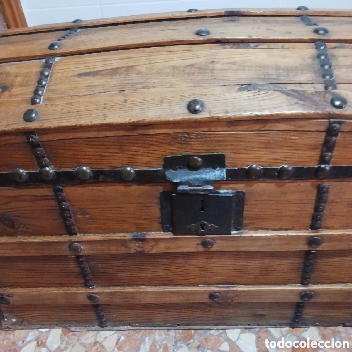 Antig&uuml;edades: Antiguo ba&uacute;l de madera y forja - Foto 3