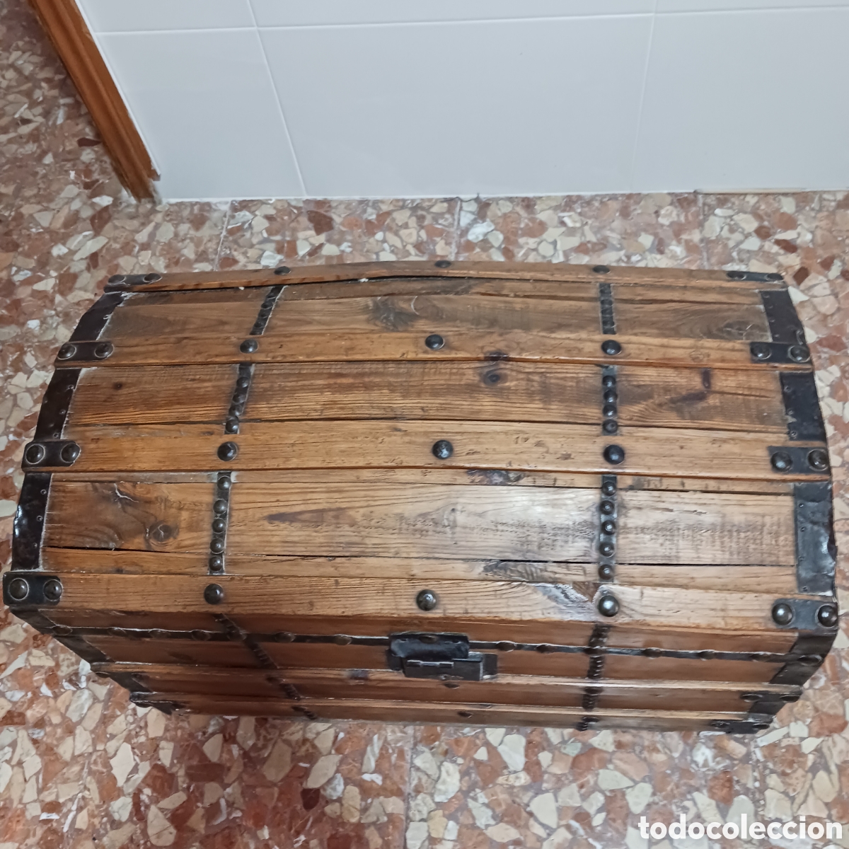 Antig&uuml;edades: Antiguo ba&uacute;l de madera y forja - Foto 4