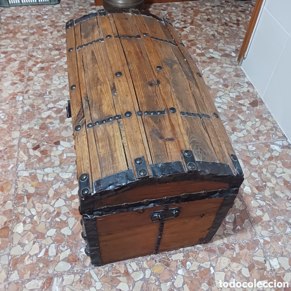 Antig&uuml;edades: Antiguo ba&uacute;l de madera y forja - Foto 5