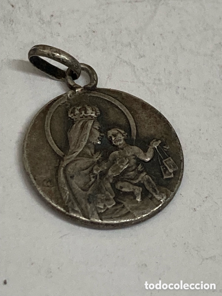 Antig&uuml;edades: Medalla de plata religiosa C405 - Foto 2