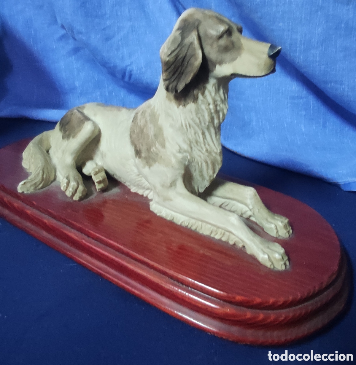 Antig&uuml;edades: Figura de perro msrmolina - Foto 1