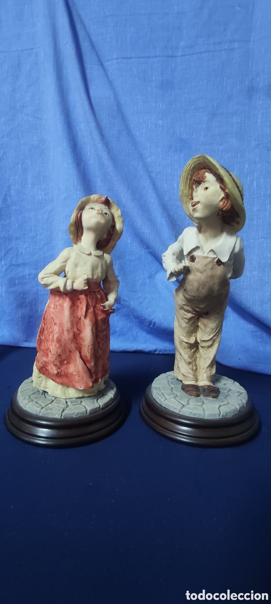 Antig&uuml;edades: Pareja de figuras de marmolina - Foto 3