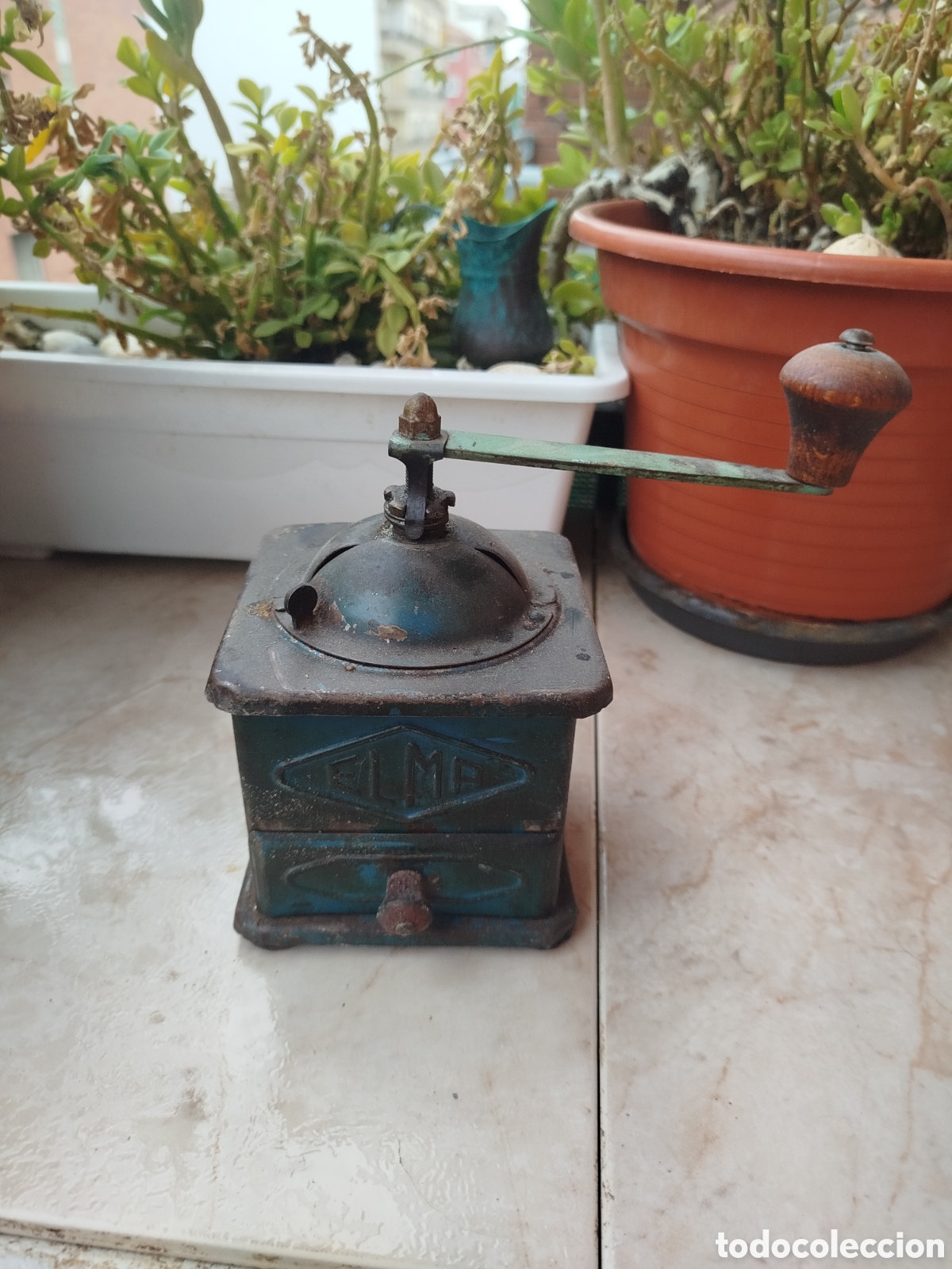 Antig&uuml;edades: Molinillo antiguo elma - Foto 1