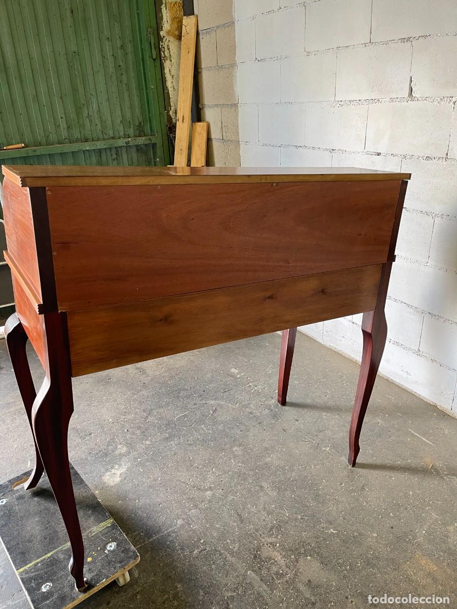 Antig&uuml;edades: escritorio madera restaurado - Foto 11
