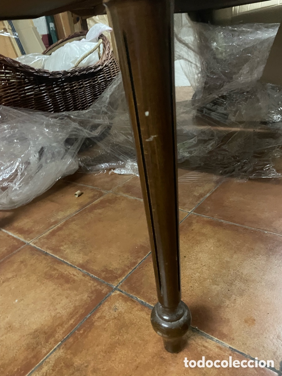 Antig&uuml;edades: Mesa despacho de madera y piel - Foto 3