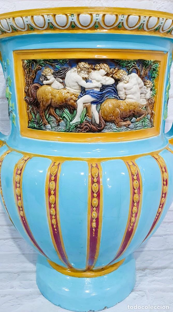 Antig&uuml;edades: Jarr&oacute;n antiguo macetero cer&aacute;mica decorada - Foto 4