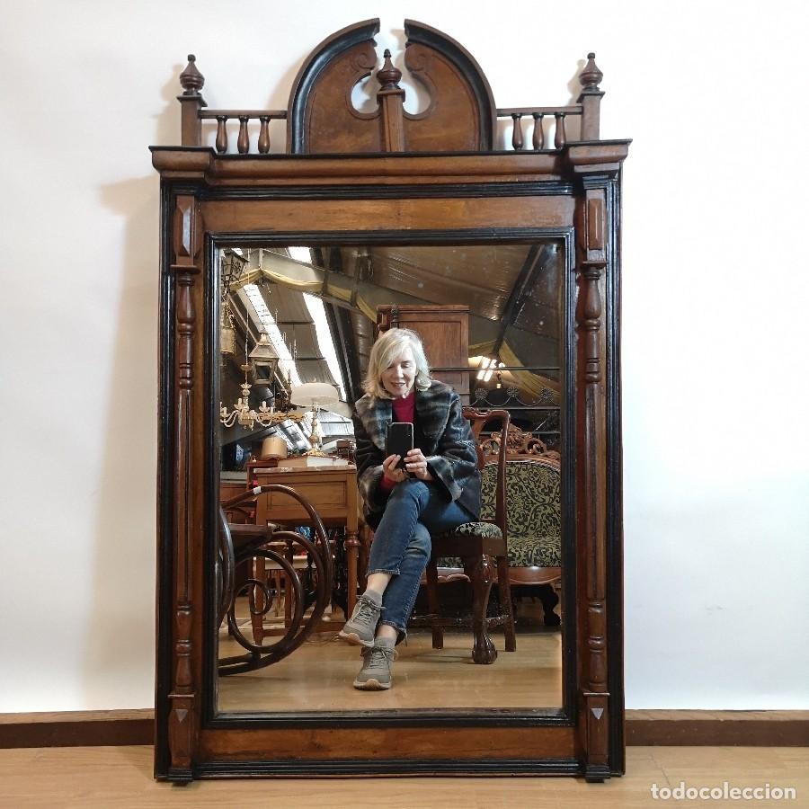 Antig&uuml;edades: Espejo Alfonsino de Roble - Foto 1