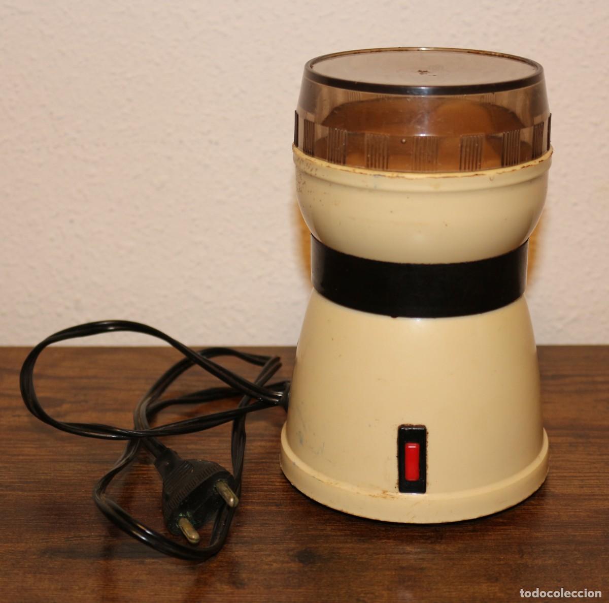 Antig&uuml;edades: Antiguo molinillo de caf&eacute; Taurus - El&eacute;ctrico - 120/220V 160W - A&ntilde;os 70