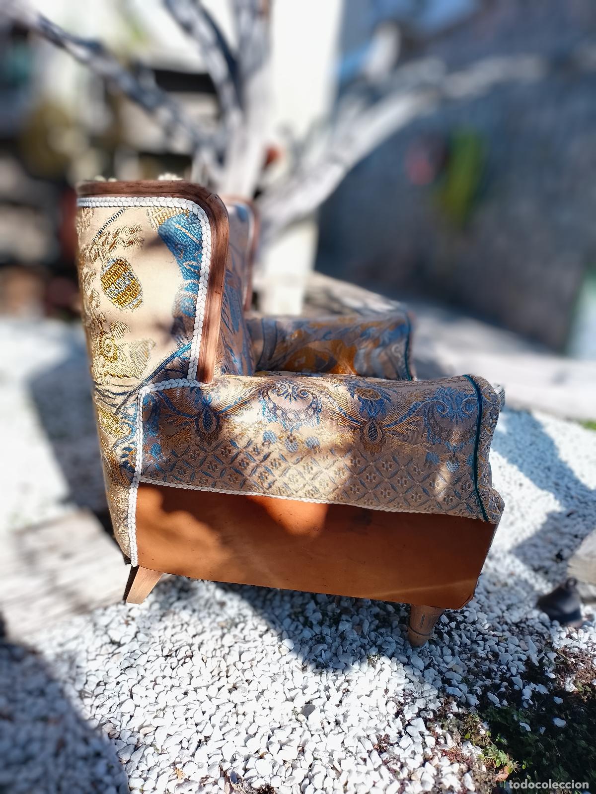 Antig&uuml;edades: Sill&oacute;n artesanal seda/ cuero restaurado - Foto 3