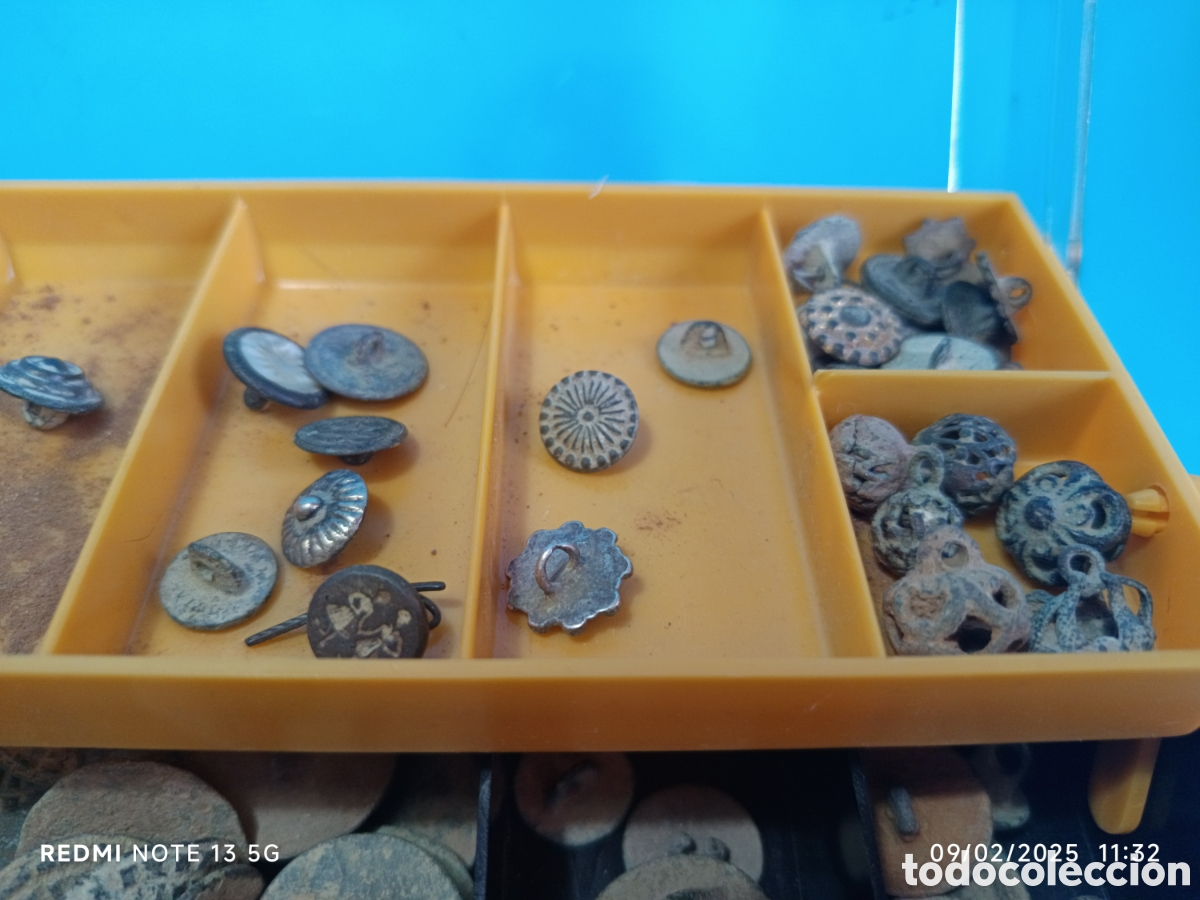 Antig&uuml;edades: Lote de 190 botones antiguos - Foto 8