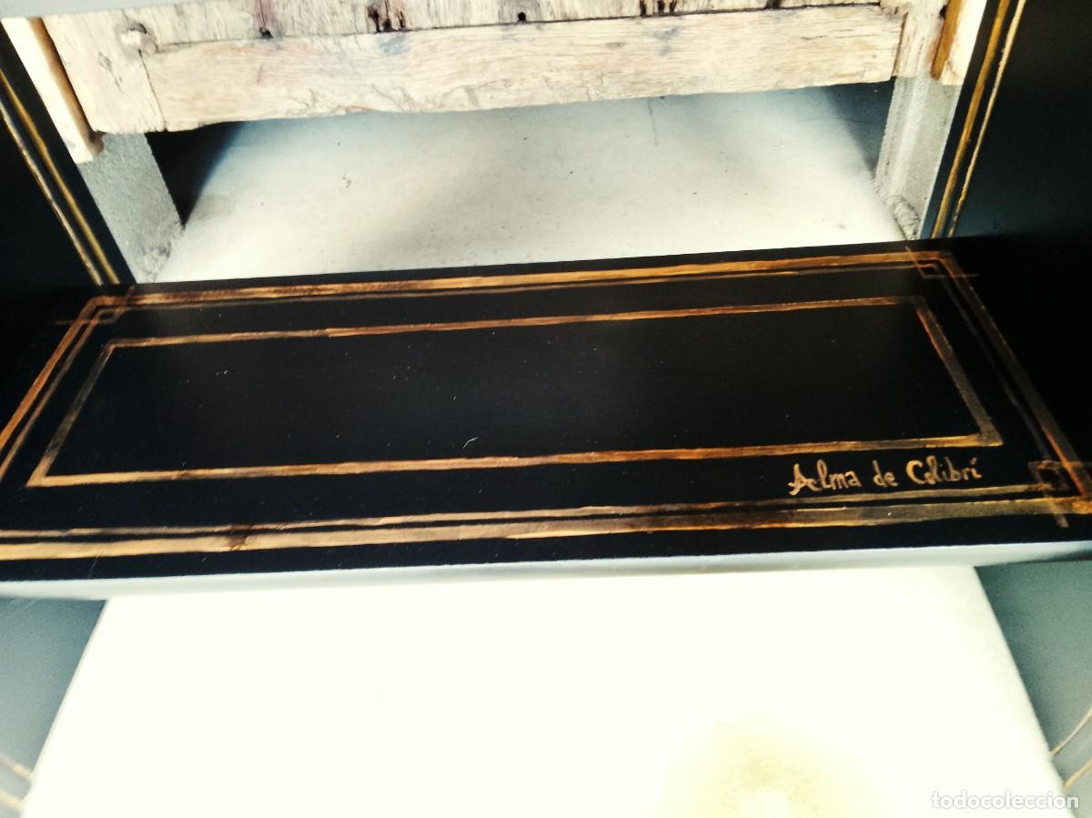 Antig&uuml;edades: Mesa de centro &uacute;nica - Foto 9