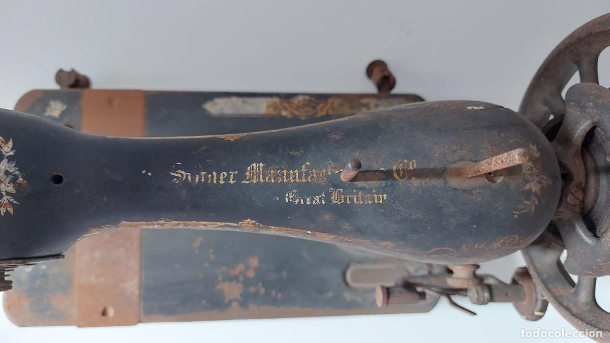 Antig&uuml;edades: M&aacute;quina de coser marca SINGER - Foto 4
