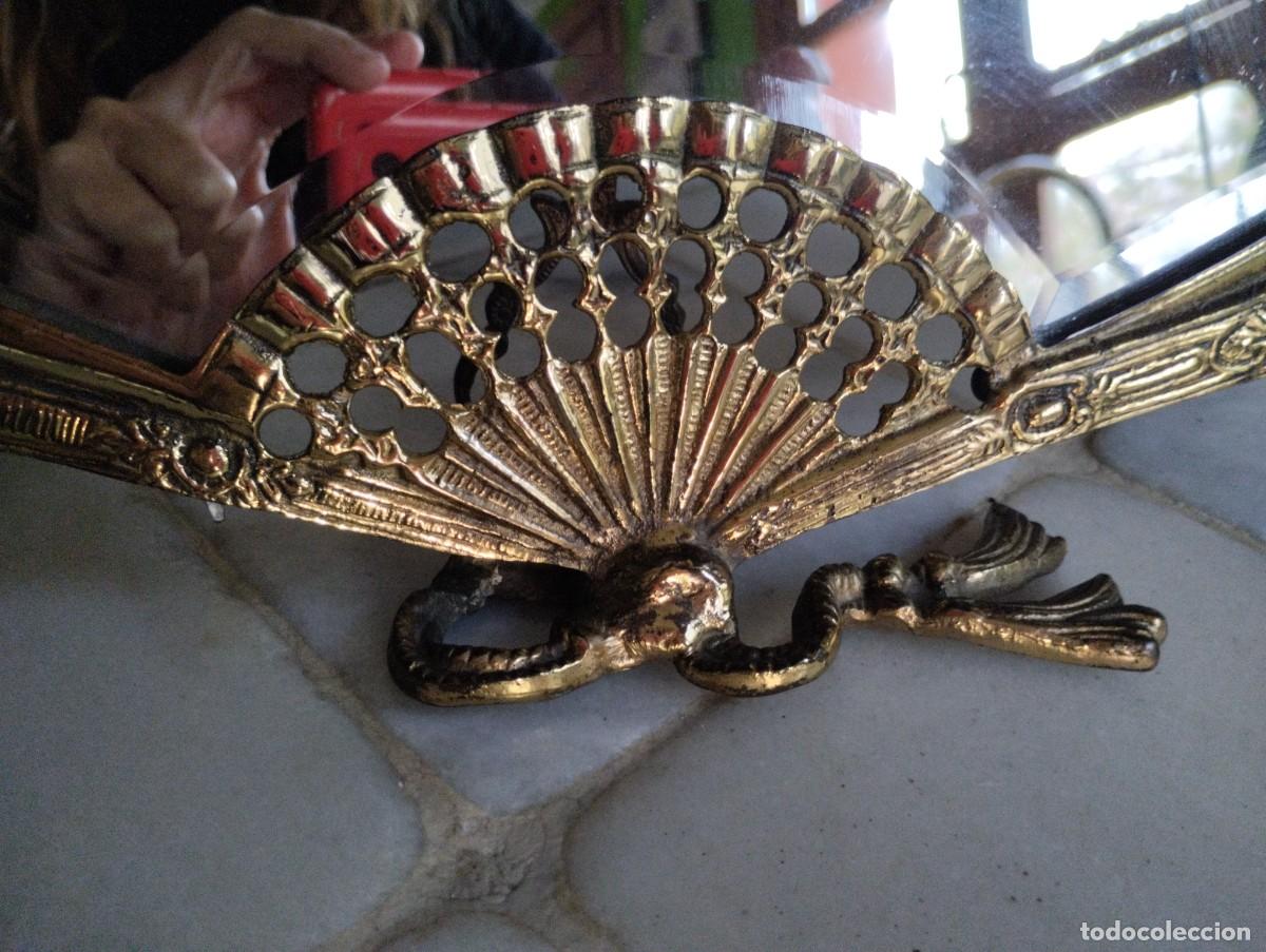 Antig&uuml;edades: ESPEJO ABANICO DE BRONCE CRISTAL BISELADO - Foto 3