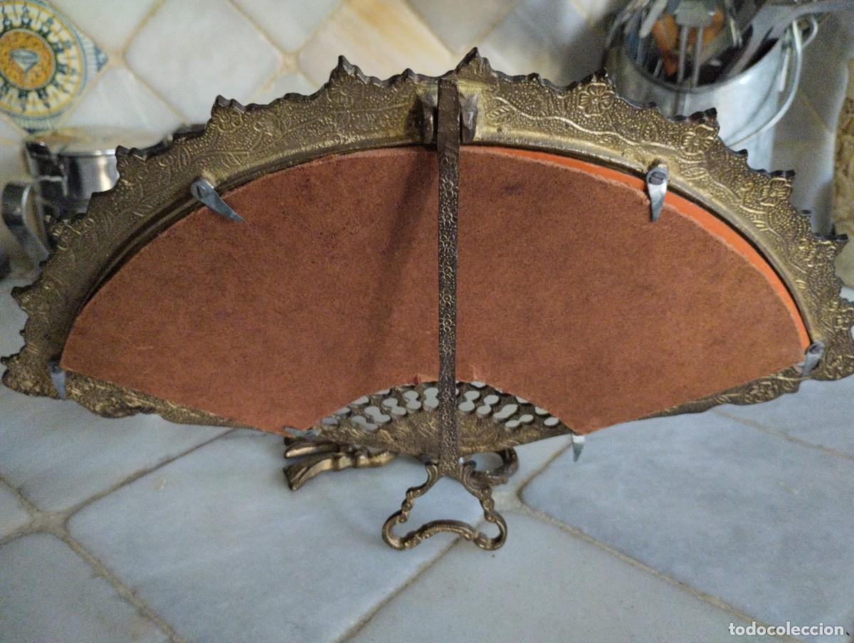 Antig&uuml;edades: ESPEJO ABANICO DE BRONCE CRISTAL BISELADO - Foto 4