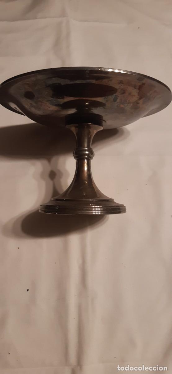 Antig&uuml;edades: Frutero antiguo plateado - Foto 1