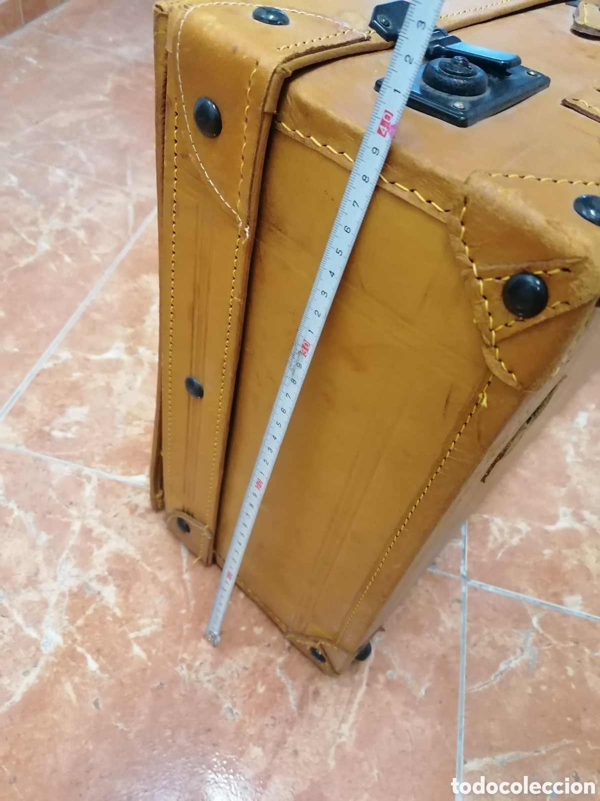 Antig&uuml;edades: Maleta antigua de cuero - Foto 9