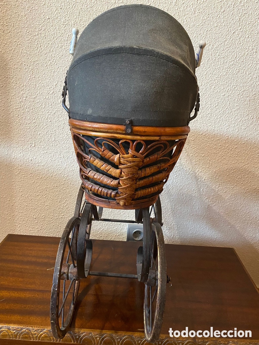 Antig&uuml;edades: Coche de beb&eacute; decorativo - Foto 3