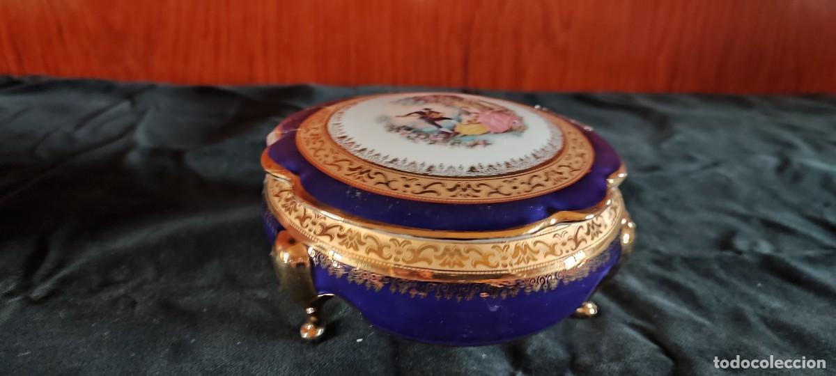 Antig&uuml;edades: Joyero de porcelana Limoges - Foto 2