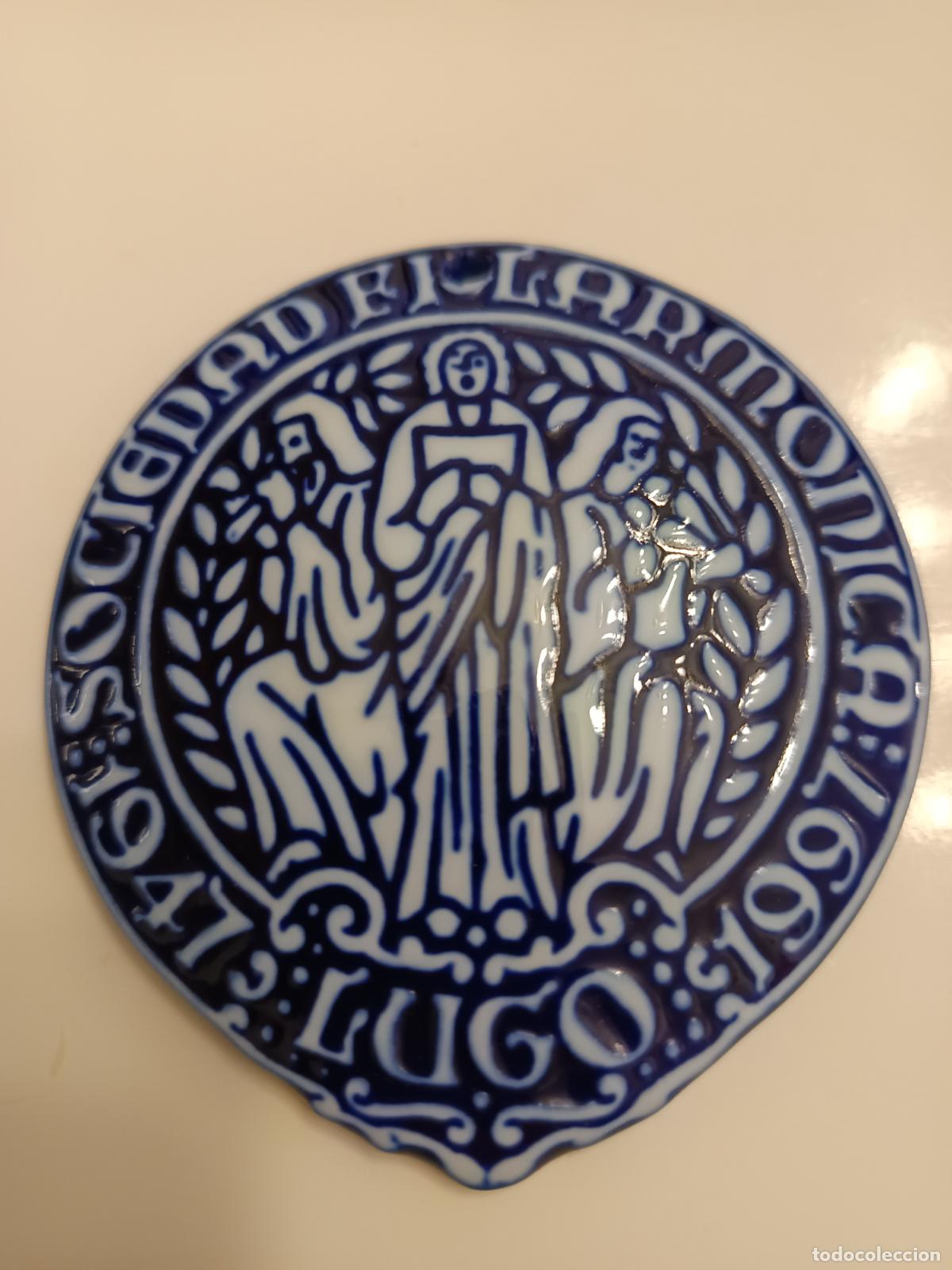 Antig&uuml;edades: MEDALL&Oacute;N PORCELANA SARGADELOS SOCIEDAD FILARMONICA DE LUGO 1997