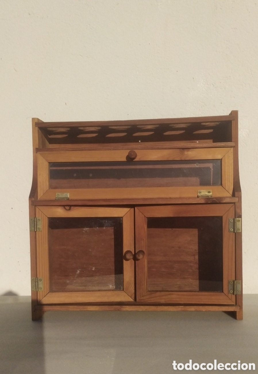 Antig&uuml;edades: Peque&ntilde;a vitrina madera - Foto 2