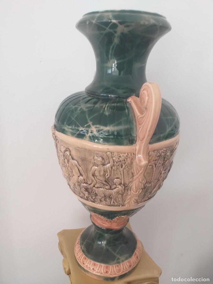 Antig&uuml;edades: Gran jarr&oacute;n &aacute;nfora cl&aacute;sica. - Foto 2