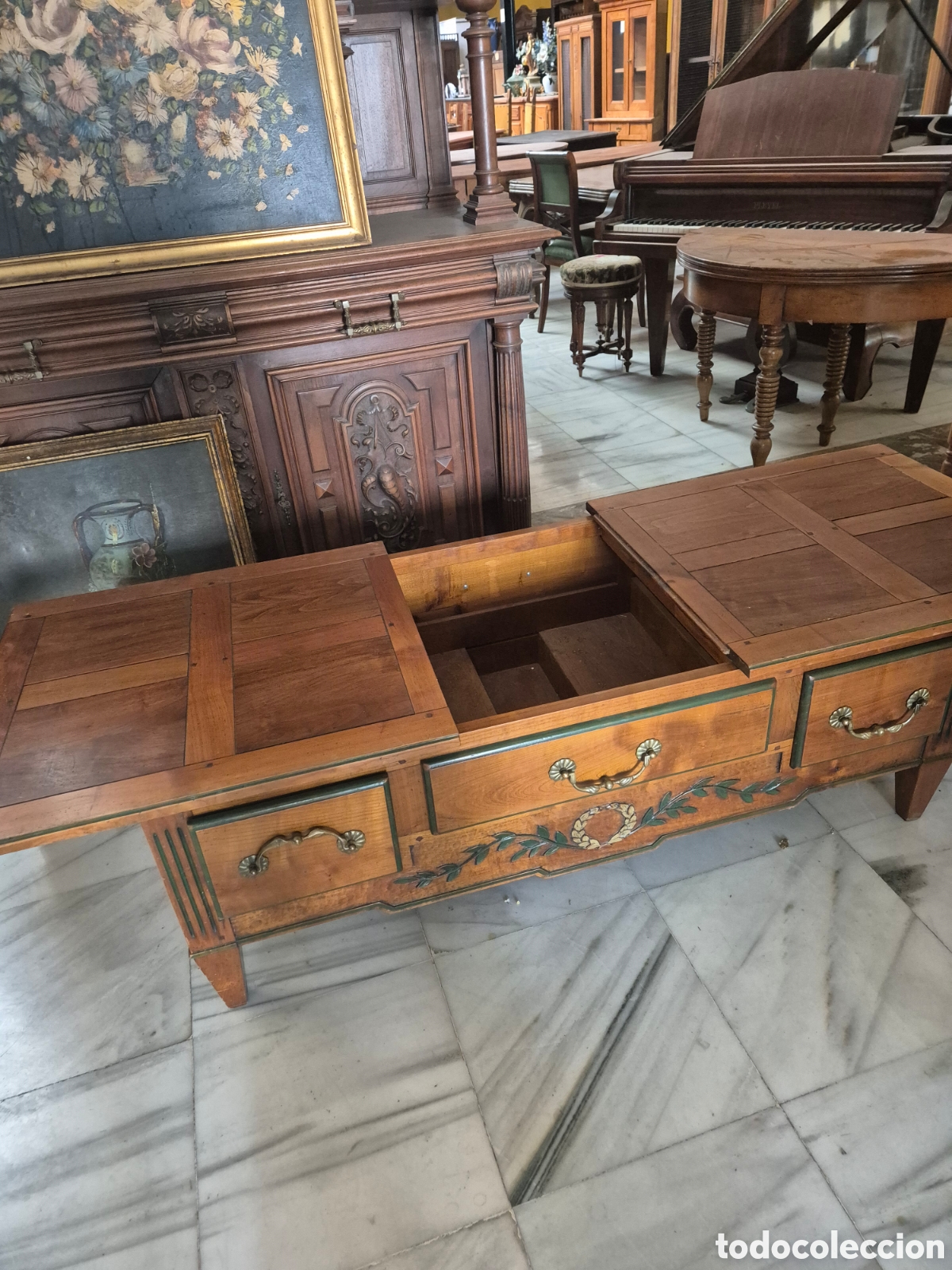 Antig&uuml;edades: Mesa auxiliar en gogal - Foto 8