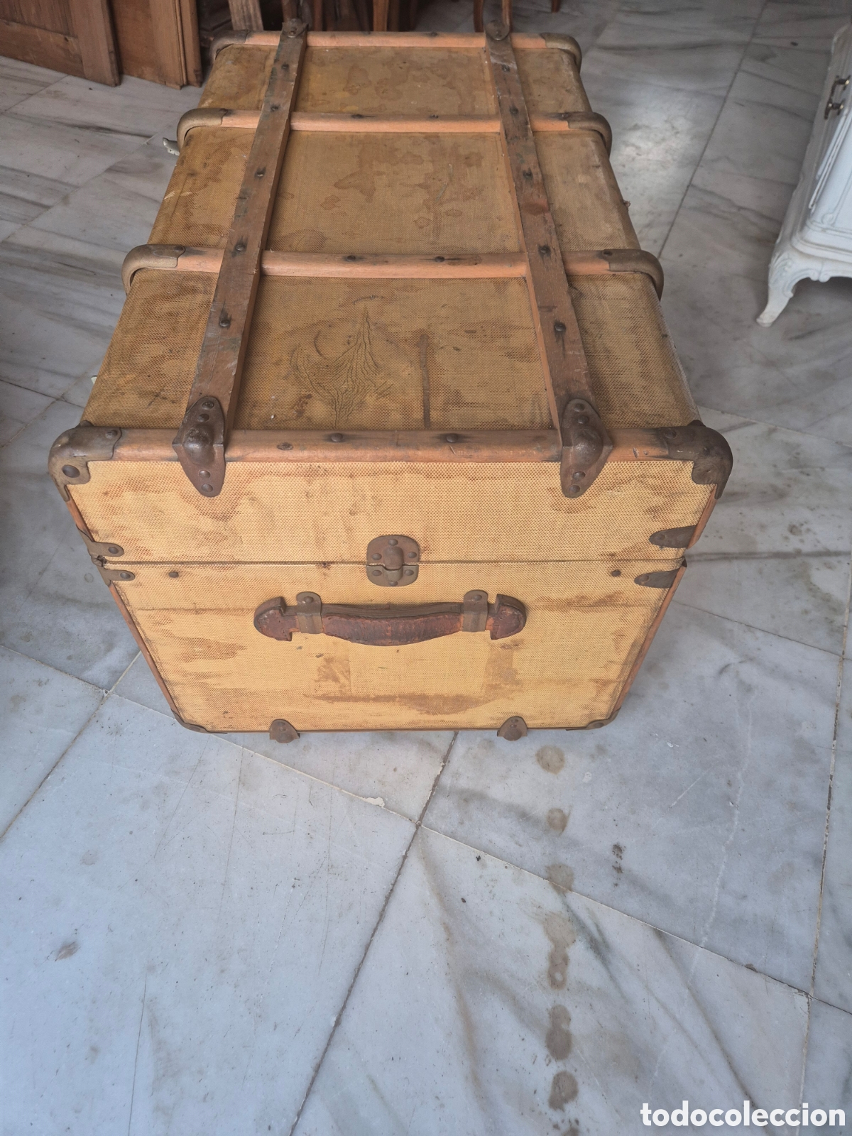 Antig&uuml;edades: Maletero de viaje de &eacute;poca - Foto 2
