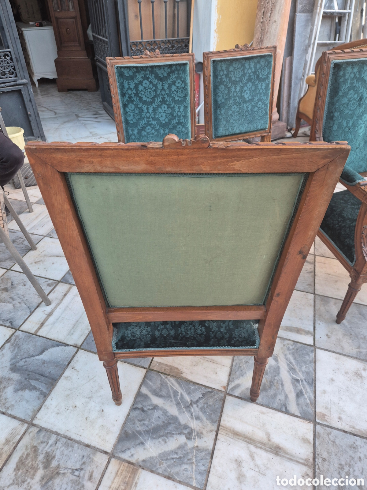 Antig&uuml;edades: Conjunto de salones estilo Luis 16 - Foto 4