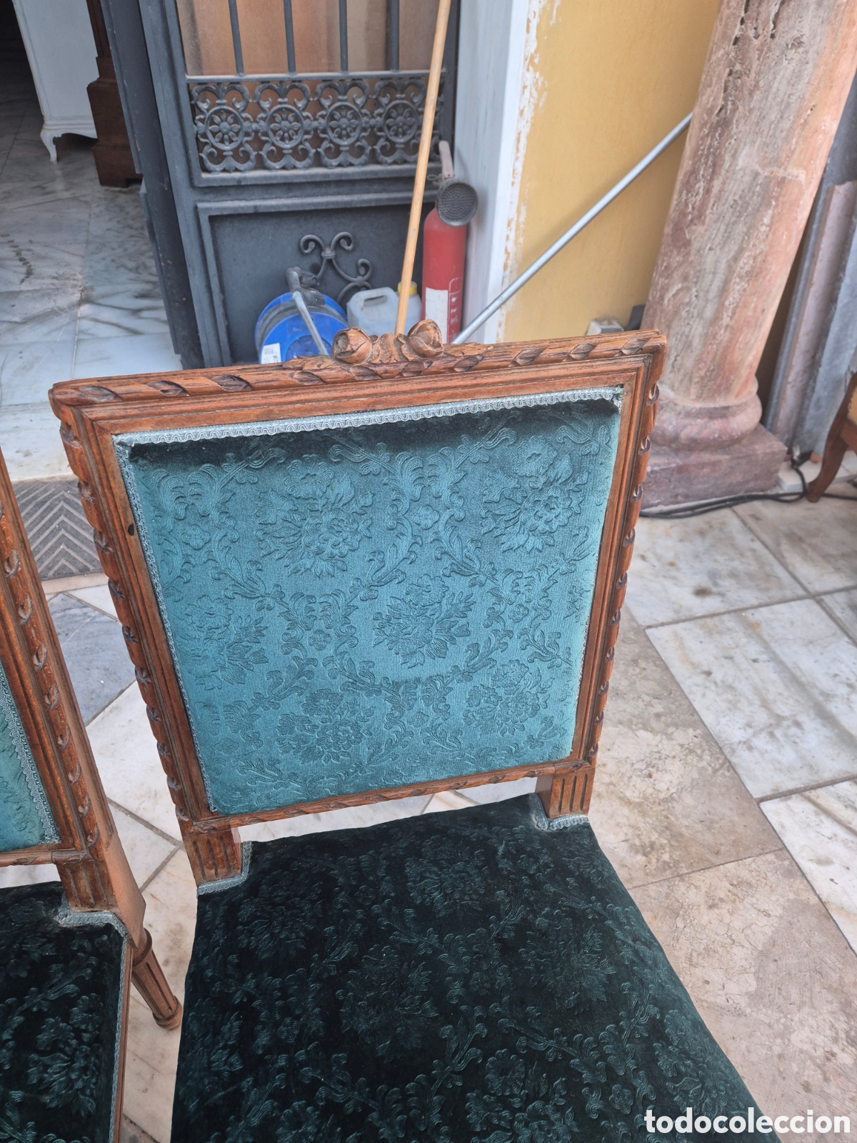 Antig&uuml;edades: Conjunto de salones estilo Luis 16 - Foto 6