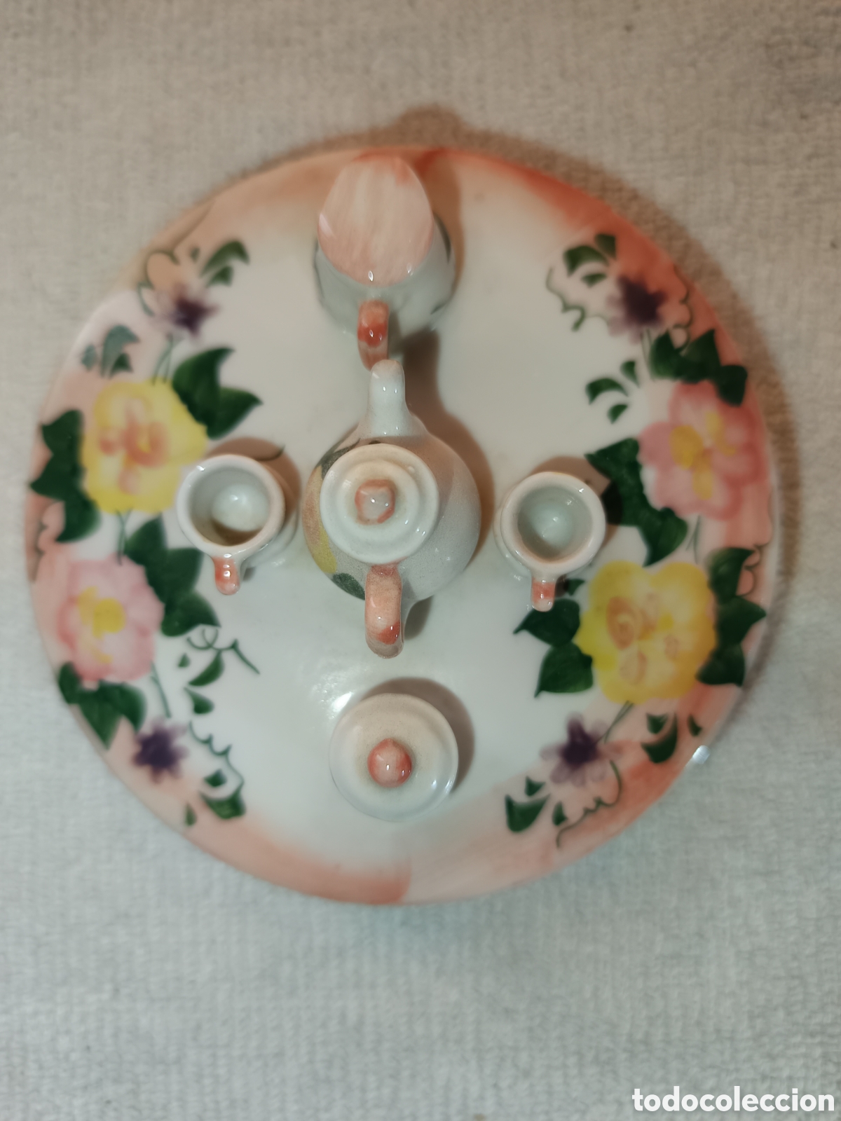Antig&uuml;edades: Tetera de porcelana con miniaturas de te. - Foto 5