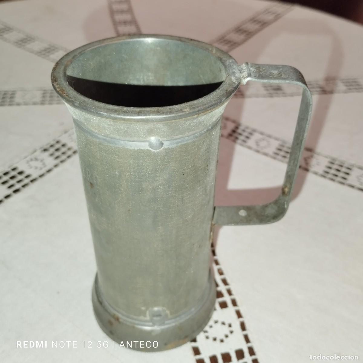 Antig&uuml;edades: JARRA DE MEDIDA DE HOJA DE LATA DE CUARTO DE LITRO - Foto 1