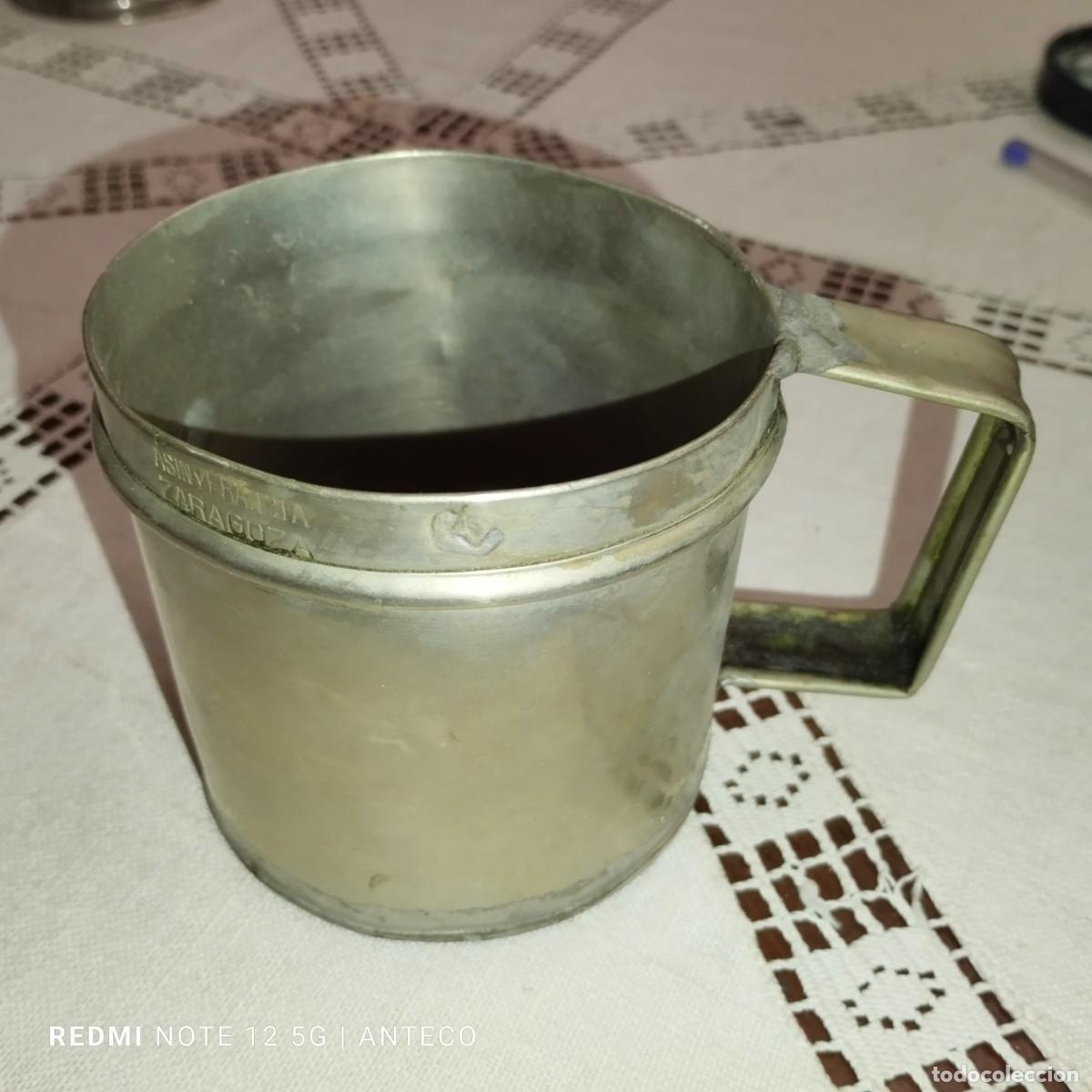 Antig&uuml;edades: JARRA DE MEDIDA DE MEDIO LITRO DE ESTA&Ntilde;O - Foto 1