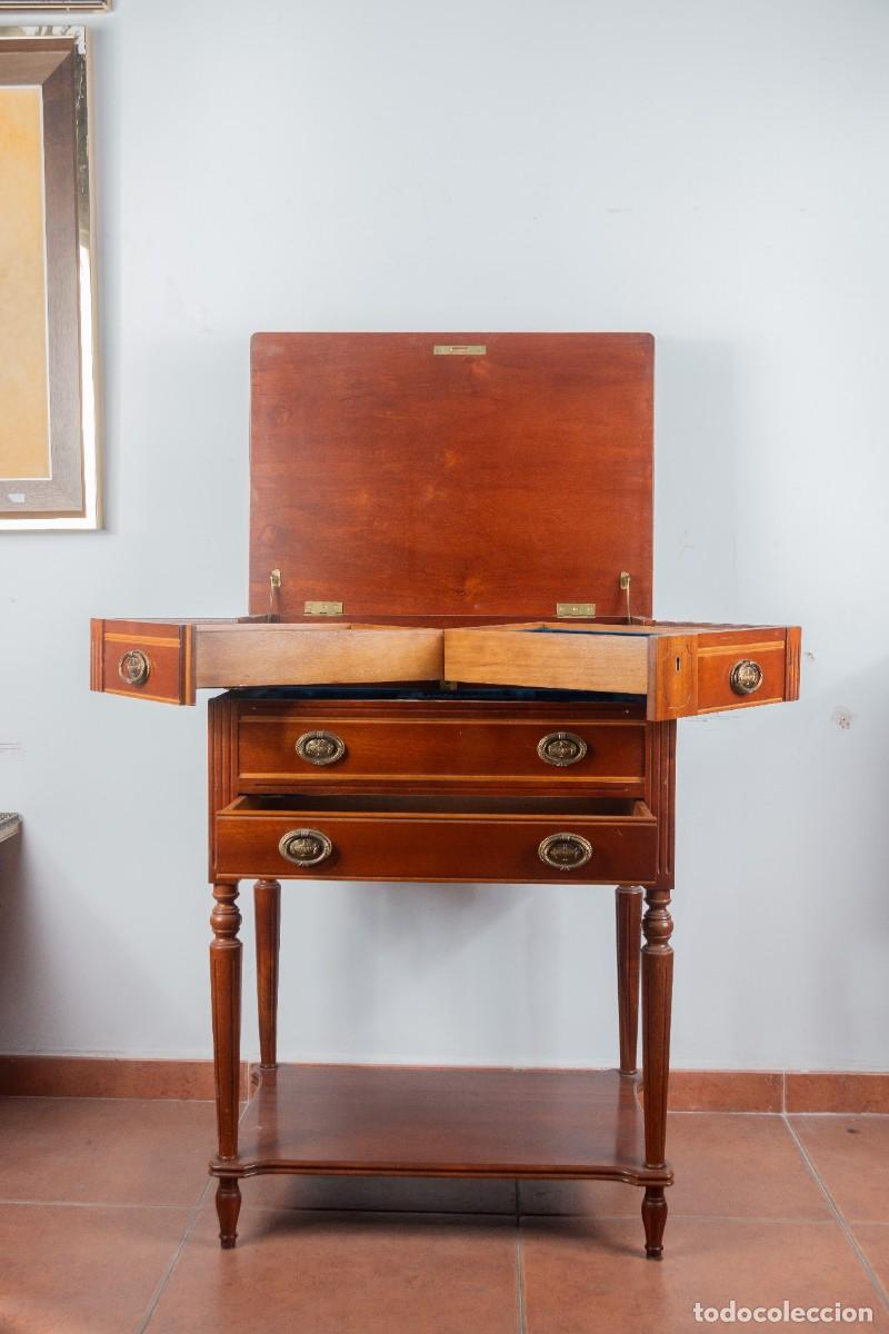Antig&uuml;edades: Mueble cubertero, estilo Luis XVI - Foto 2