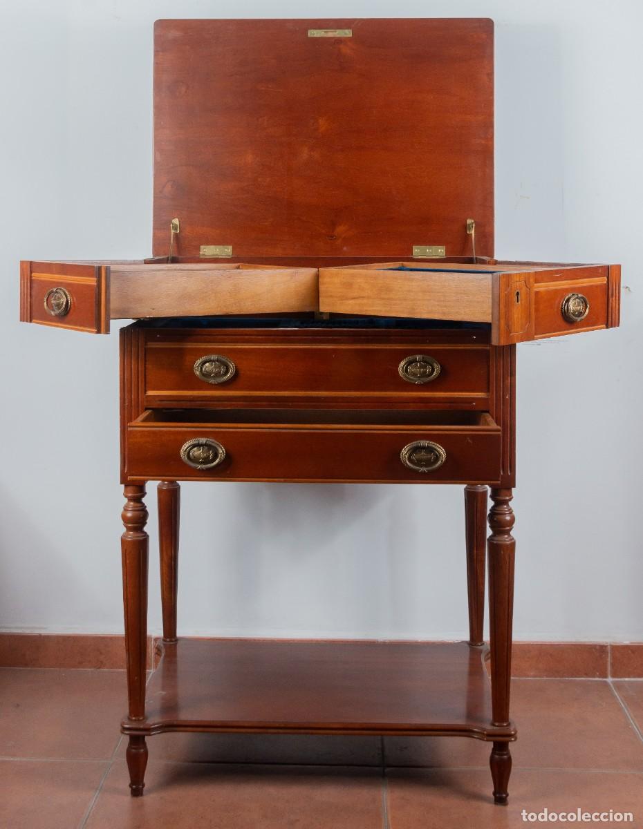 Antig&uuml;edades: Mueble cubertero, estilo Luis XVI - Foto 3
