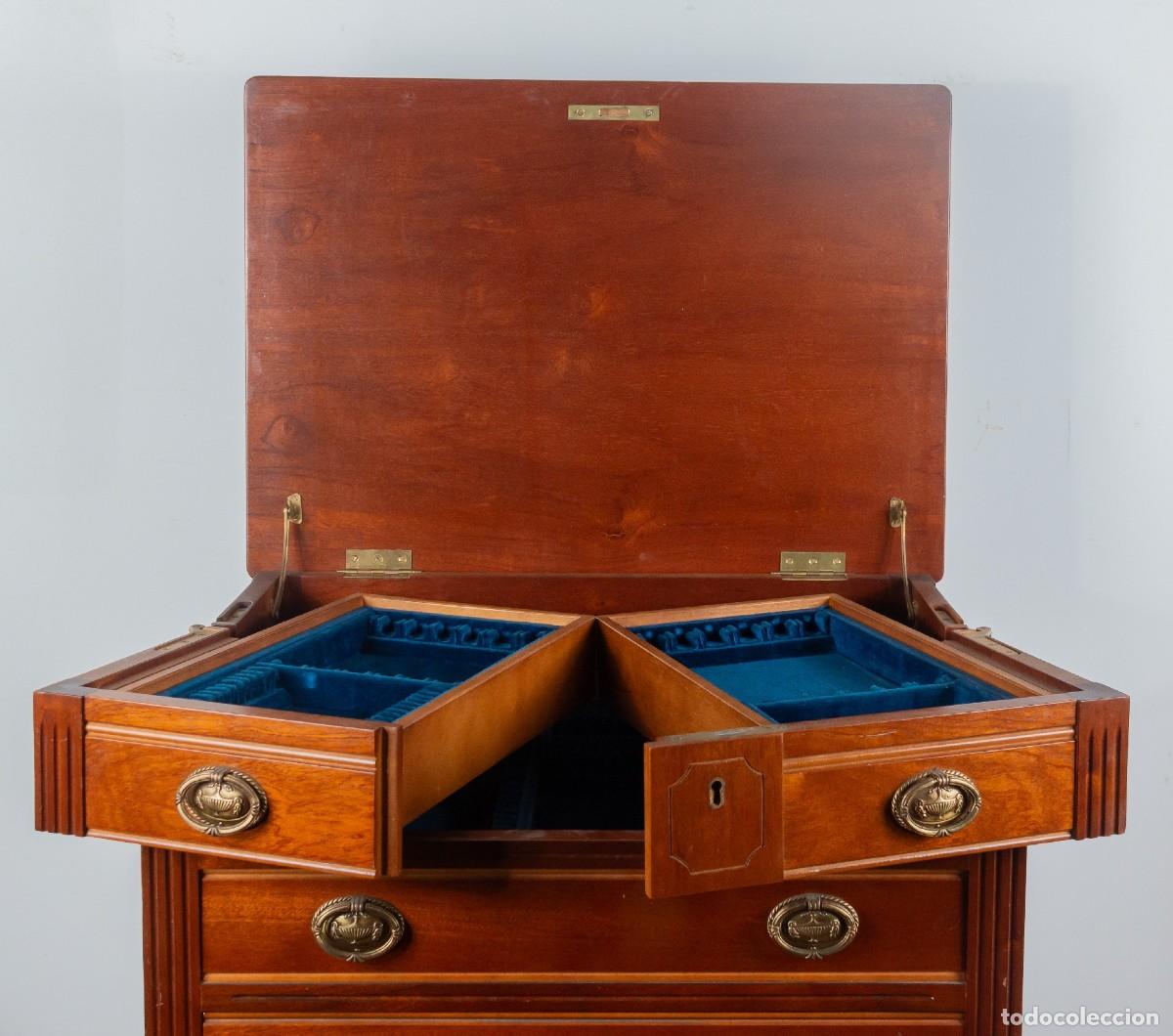 Antig&uuml;edades: Mueble cubertero, estilo Luis XVI - Foto 5