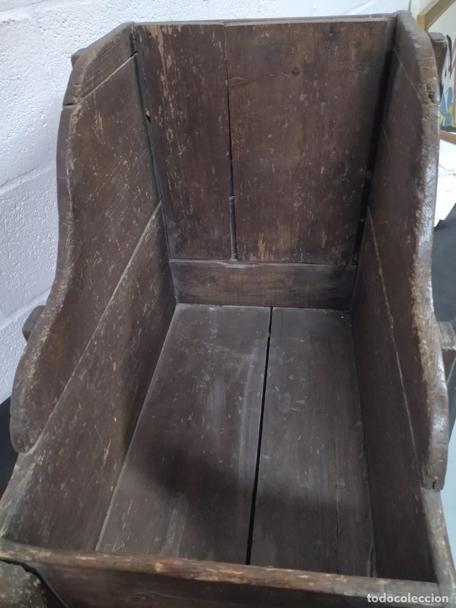 Antig&uuml;edades: Enorme medidor de grano en madera y hierro. - Foto 11