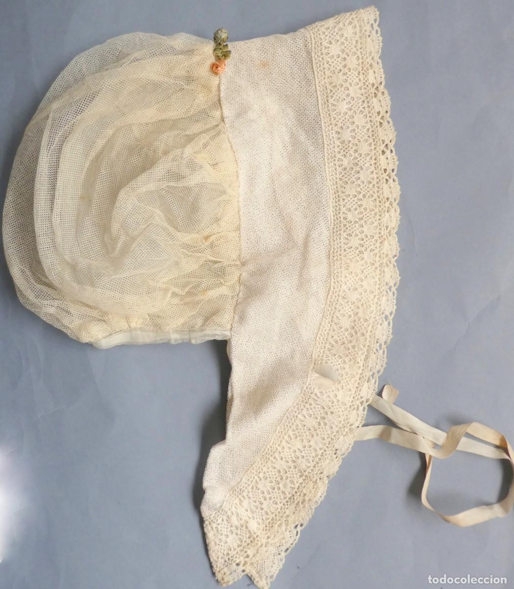 Antig&uuml;edades: ANTIGUO GORRO DE ENCAJE CON OREJAS S. XIX - Foto 2