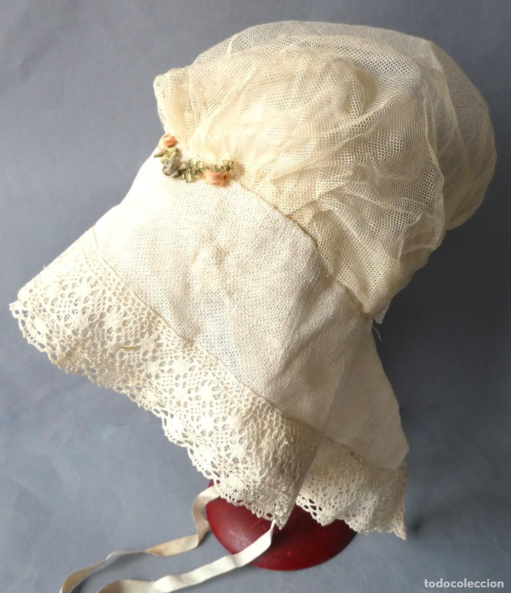Antig&uuml;edades: ANTIGUO GORRO DE ENCAJE CON OREJAS S. XIX - Foto 8