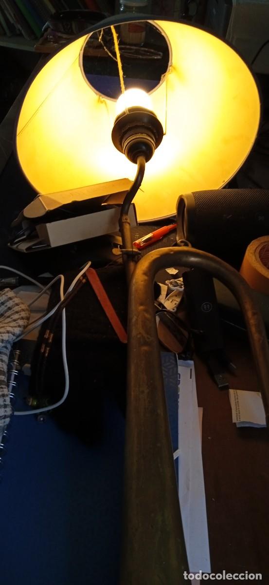 Antig&uuml;edades: Lampara de trompeta lat&oacute;n - Foto 7