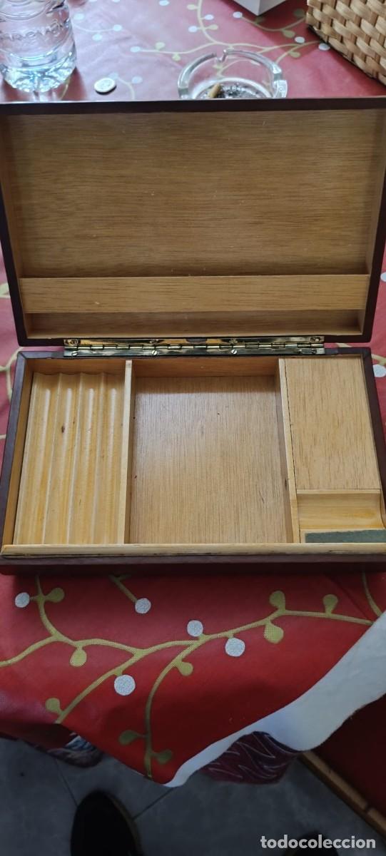 Antig&uuml;edades: Caja de puros musical - Foto 1