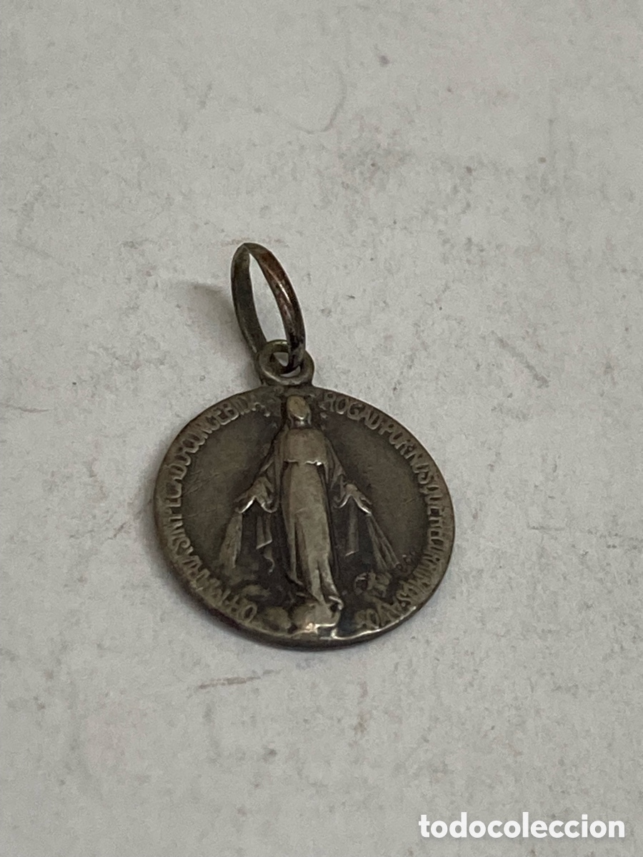 Antig&uuml;edades: Medalla de plata religiosa C412 - Foto 1