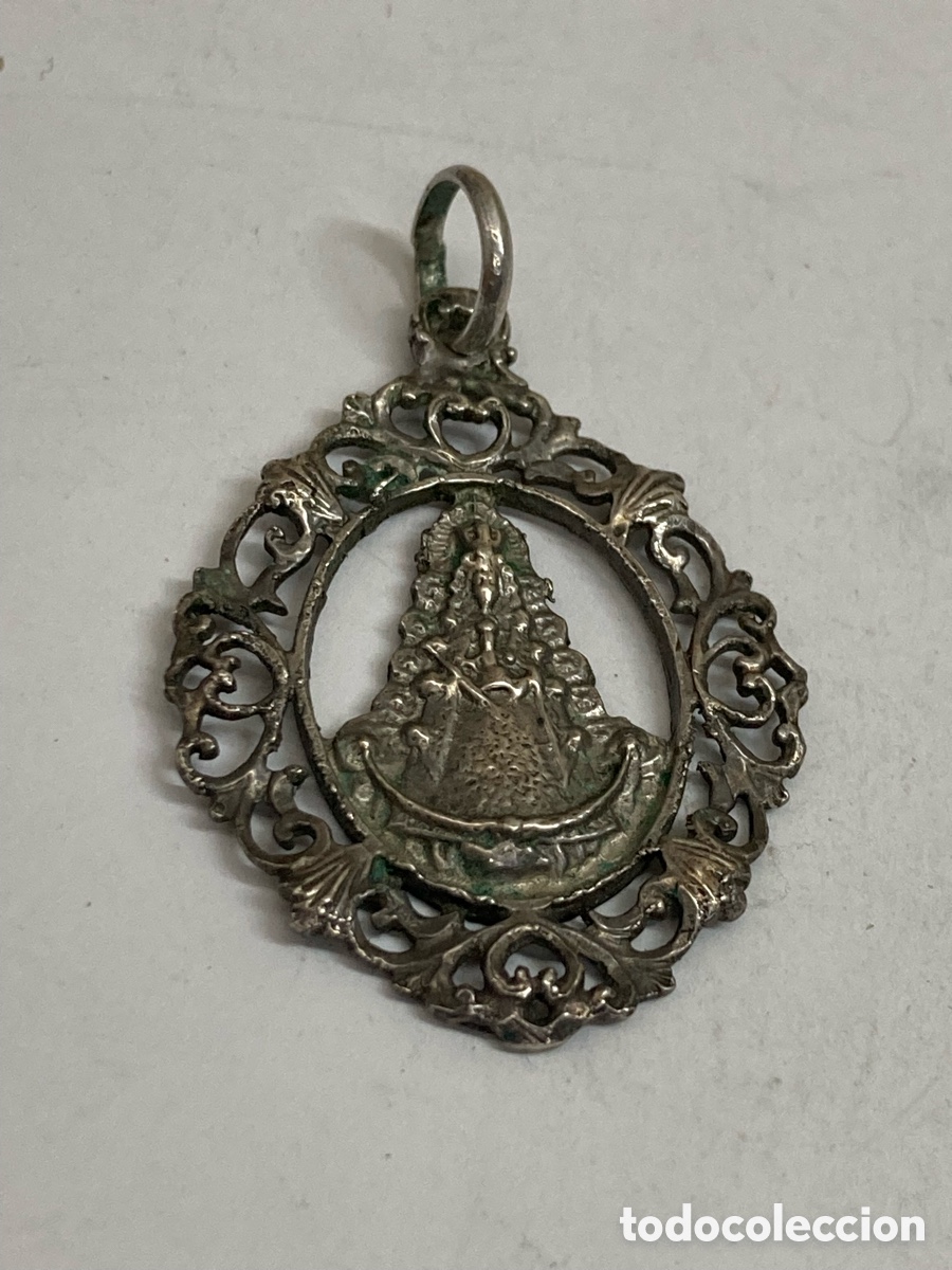Antig&uuml;edades: Medalla de plata religiosa C412 - Foto 1