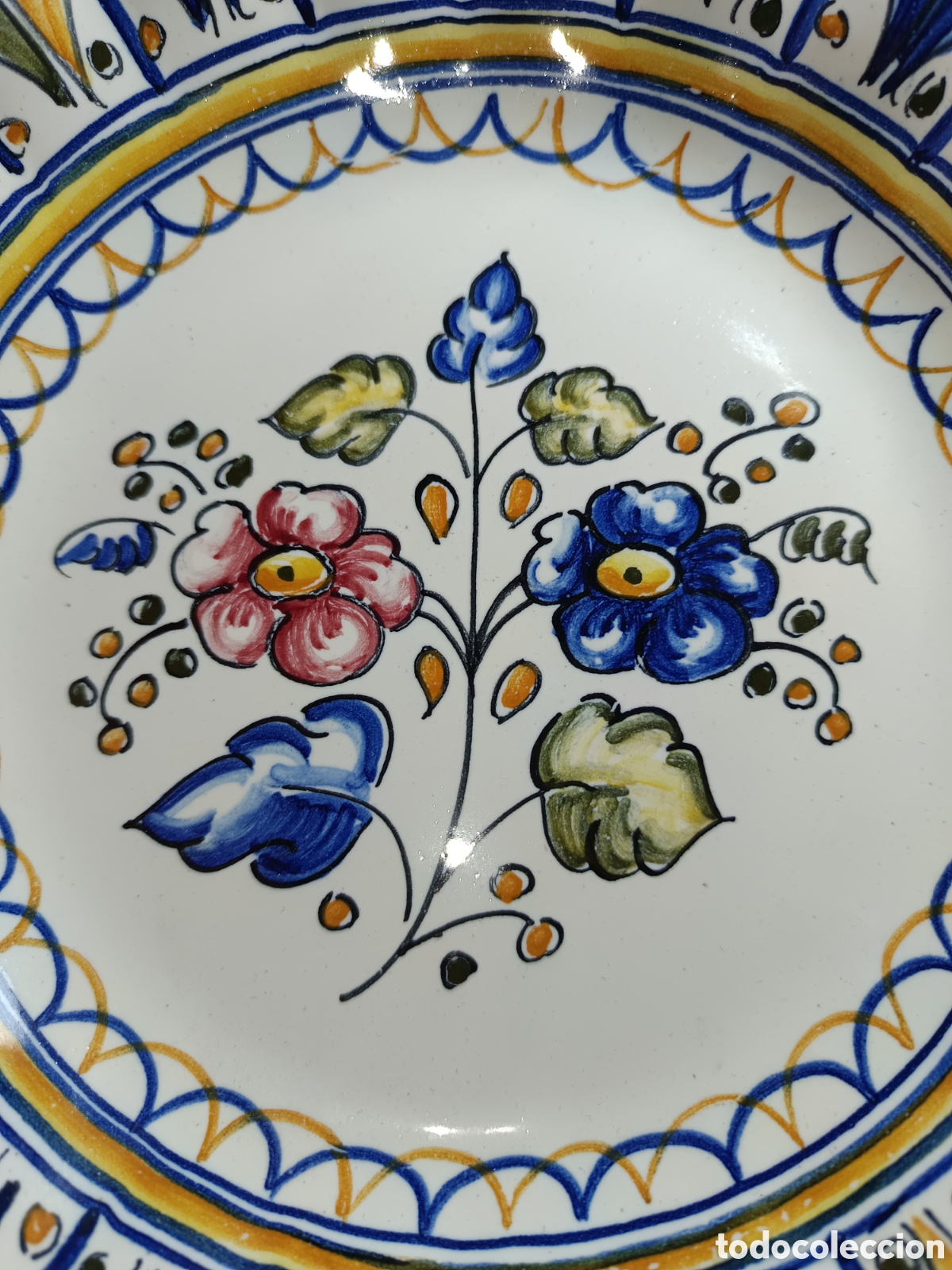 Antig&uuml;edades: plato de cer&aacute;mica talaverana - Foto 2
