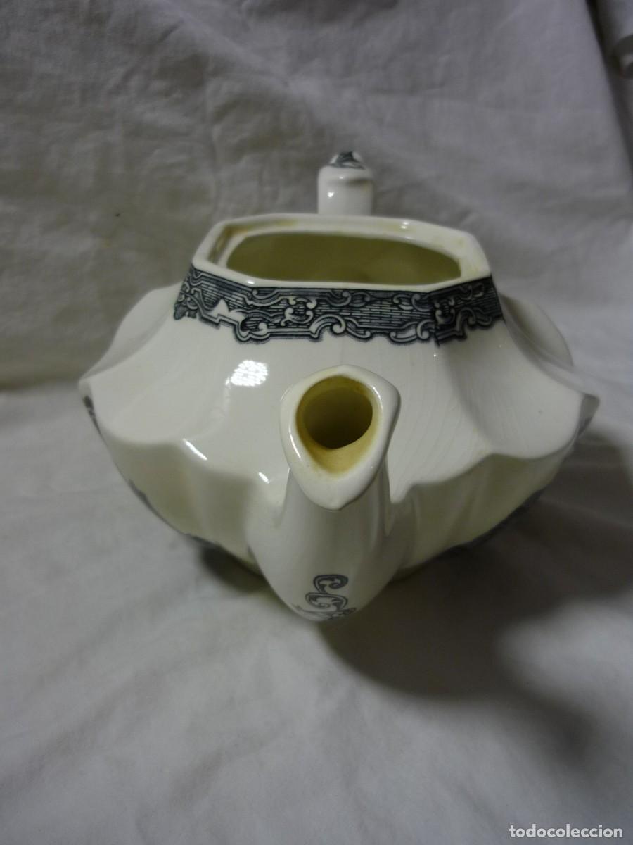 Antig&uuml;edades: Tetera de porcelana de La Cartuja - Foto 9