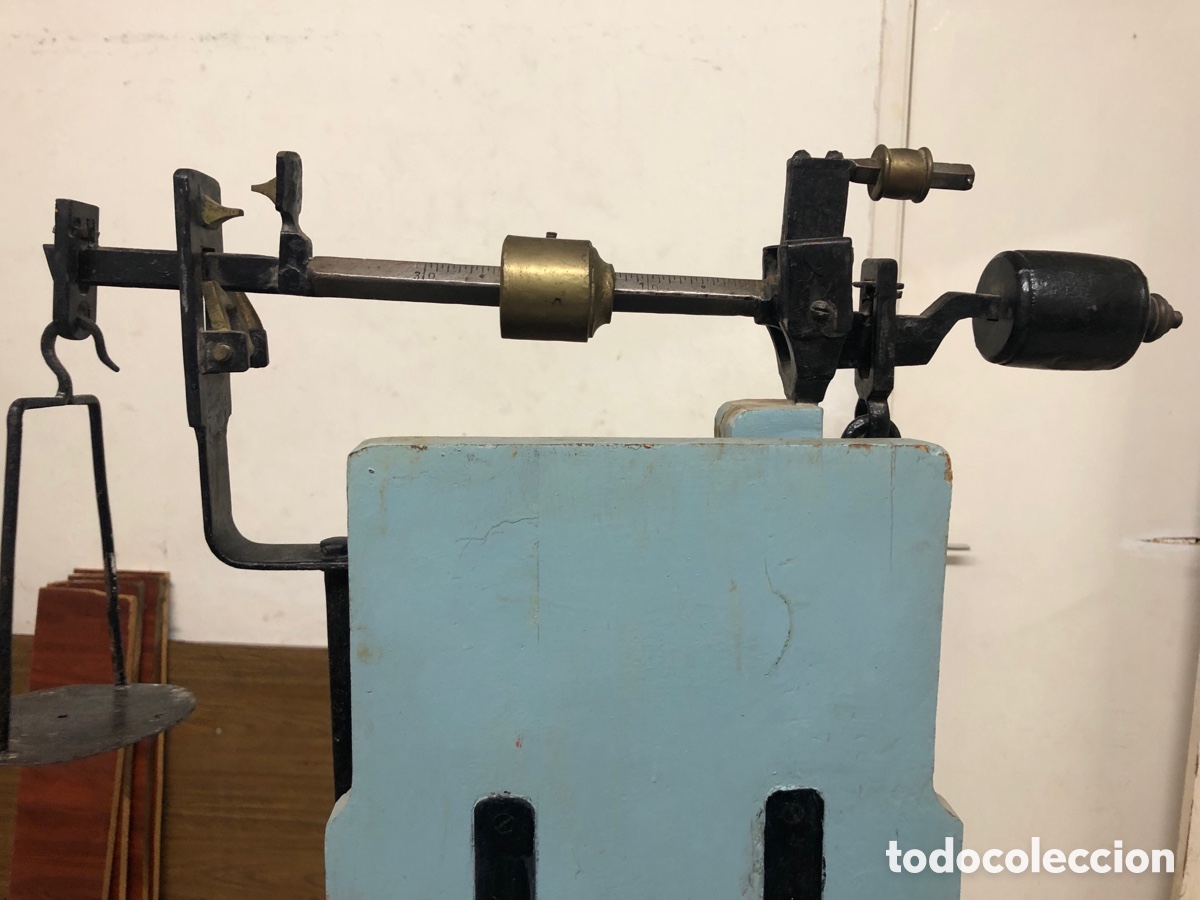 Antig&uuml;edades: Bascula antigua de madera - Foto 10