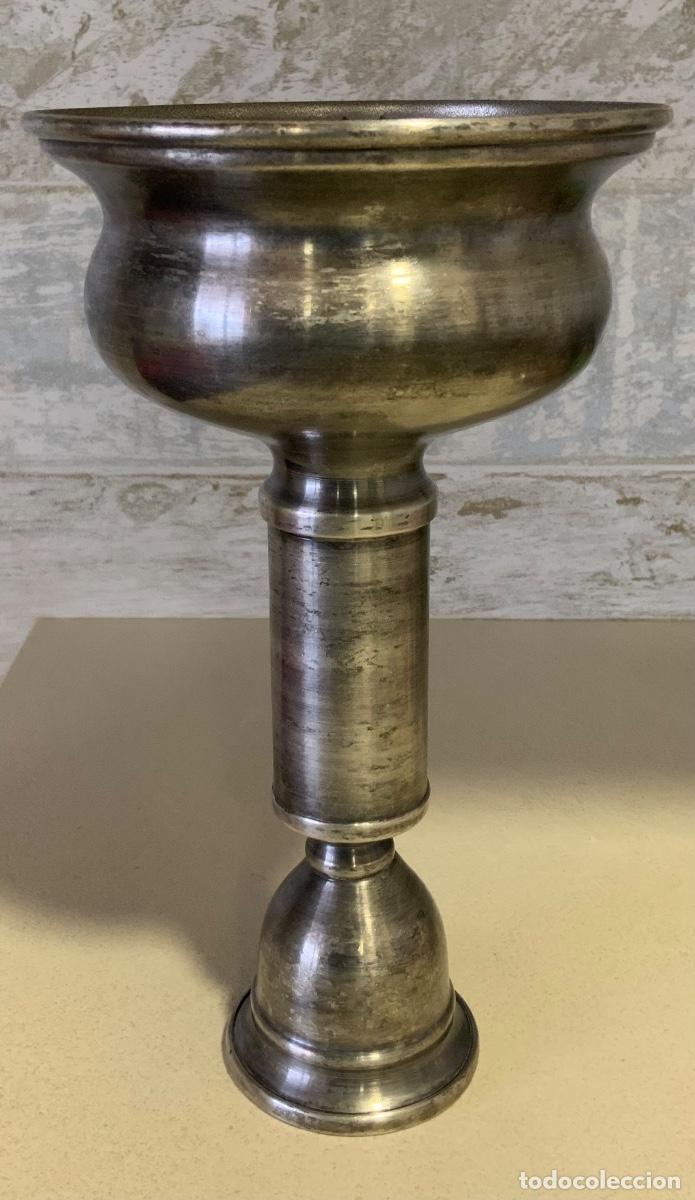 Antig&uuml;edades: CANDELERO RARO. 27&rsquo;5 cm. - Foto 5