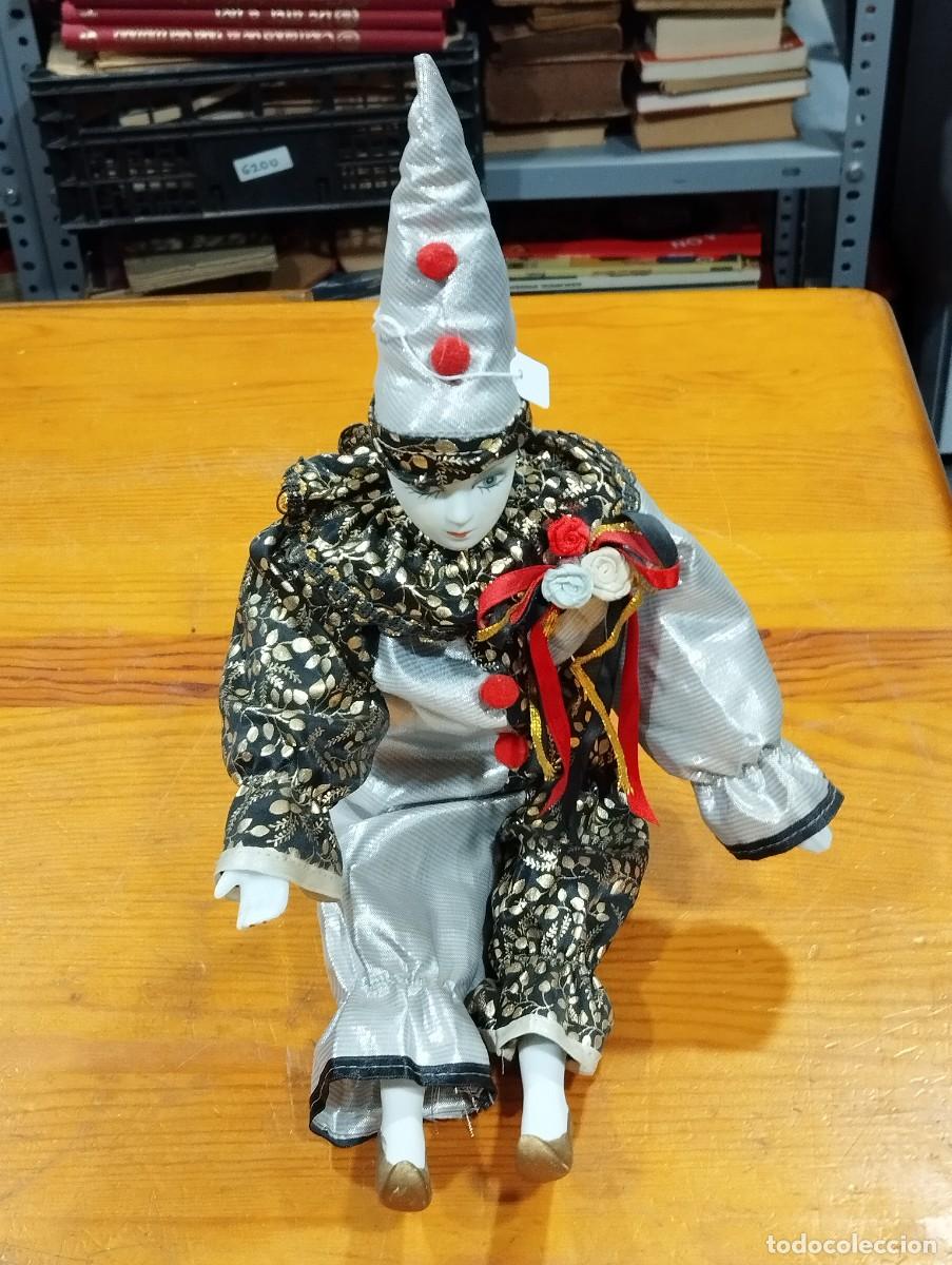 Antiguidades: MU&Ntilde;ECO PAYASO ARLEQUIN DE PORCELANA BLANCA EN CABEZA, MANOS Y PIERNAS.