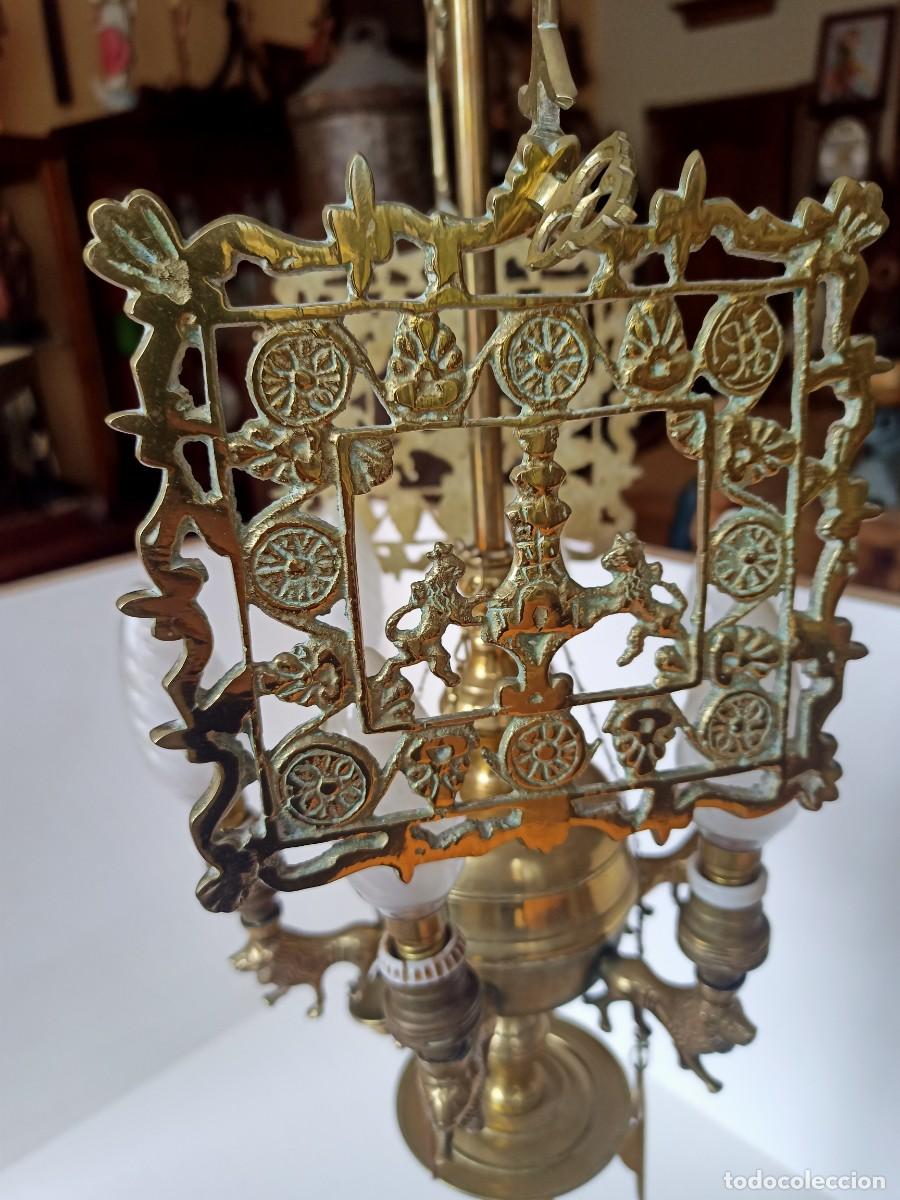 Antig&uuml;edades: Antiguo Vel&oacute;n electrificado de bronce - Foto 3