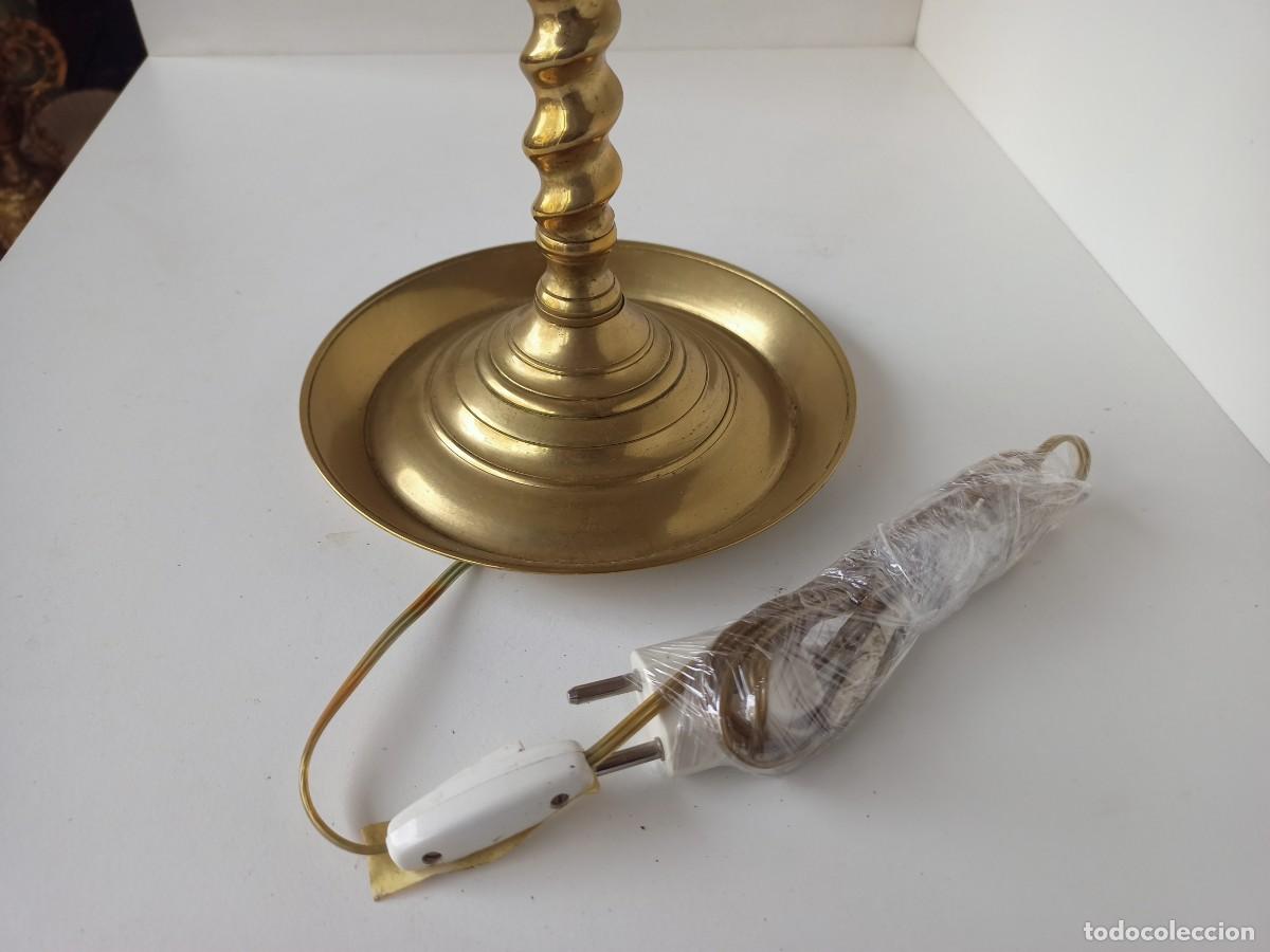 Antig&uuml;edades: Antiguo Vel&oacute;n electrificado de bronce - Foto 7